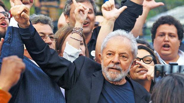 Elecciones en Brasil: Lula le gana a Bolsonaro en primera vuelta pero deberá ir a una segunda