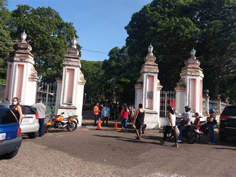 Trabajos en el cementerio municipal San Cristóbal avanzan