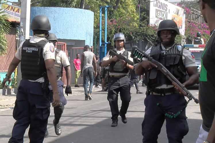 UE dispuesta a fortalecer Policía Nacional de Haití frente a bandas armadas