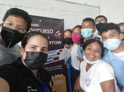 Jóvenes de Costa Rica, Panamá y Venezuela compiten en Solve for Tomorrow 2022