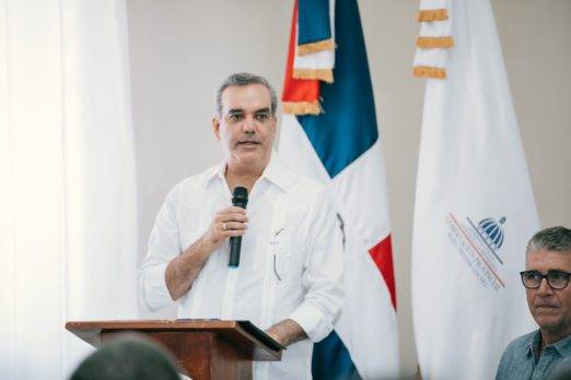 EN VIVO: Presidente Luis Abinader da un «importante» aviso al país