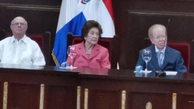 Live: Senate recognizes Pepín Corripio's contributions to freedom of expression