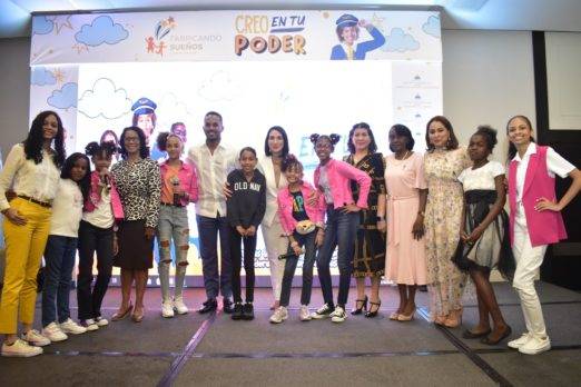 Realizan foro para profundizar soluciones a prácticas que perjudican a las niñas dominicanas
