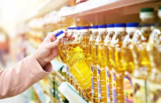 Aceites comestibles y otros artículos están bajando de precio, según autoridades