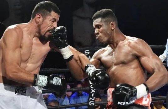 Ernesbadi “Brownie” Begue:  Boxeador cubano que hace carrera profesional desde RD