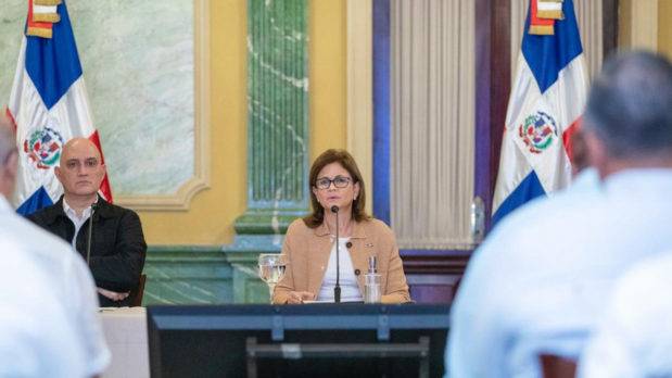 Raquel Peña se reúne con directores regionales y provinciales con miras al X Censo Nacional