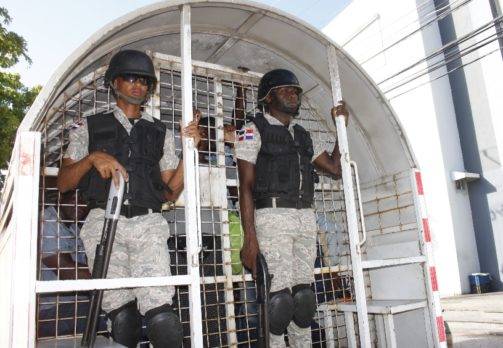 Grupos condenan decreto que ordena deportaciones a Haití