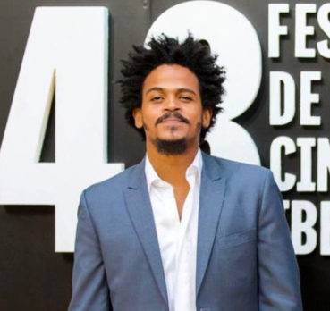Actor dominicano le dedica el premio Colón al pueblo haitiano