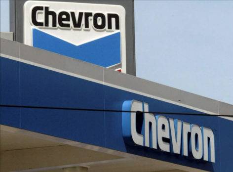 EEUU autoriza a Chevron a reanudar operaciones de extracción en Venezuela