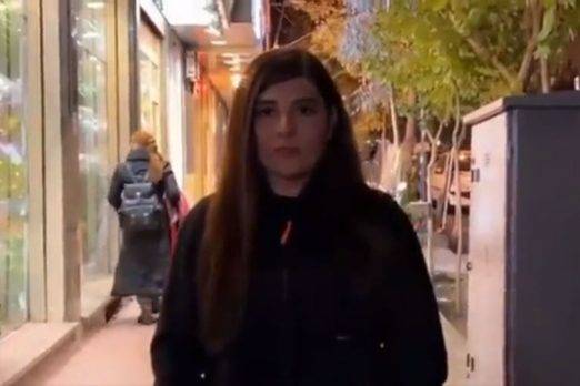 Irán: Hengameh Ghaziani, la actriz que fue detenida por publicar un vídeo sin velo