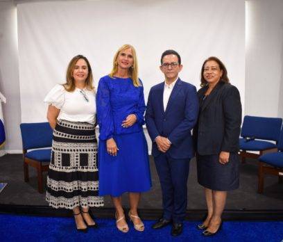 Isabel Alba Monika Despradel Carlos Salcedo y Dorina Lopez