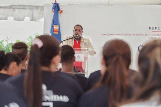 Oportunidad 14-24 beneficia a cientos de jóvenes de la provincia Espaillat