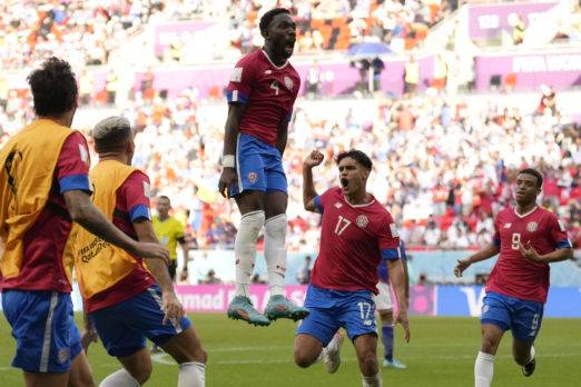 Qatar: Costa Rica vence a Japón y se mantiene con vida en el Mundial