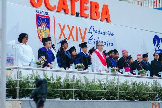 UCATEBA gradúa 486 nuevos profesionales de la Región Enriquillo