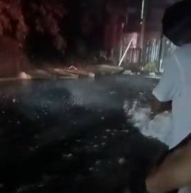 Hombre habría fallecido tras colapsar pared por lluvias en Villas Claudia, Distrito Nacional