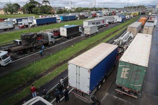 Procuraduría alerta sobre posible caos provocado por camioneros bolsonaristas