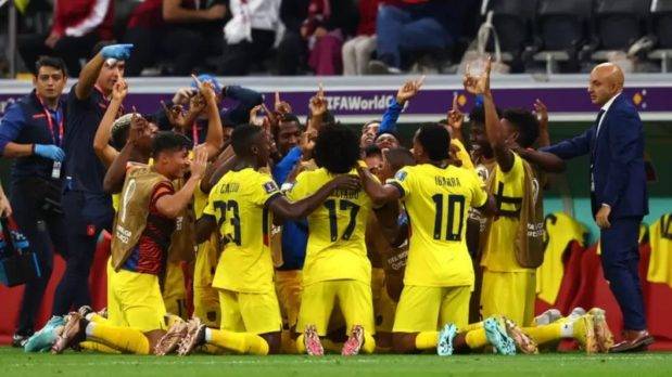 Qatar 2022: Ecuador derrota 2 a 0 al anfitrión en partido inaugural del Mundial
