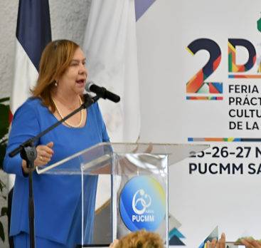 Gobernadora de la Vega-Feria Mescyt 2022