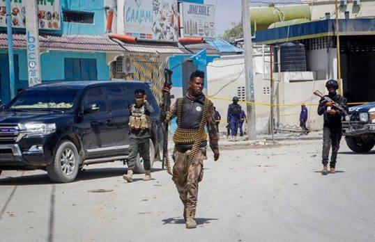 Ocho muertos en ataque de hotel en Somalia