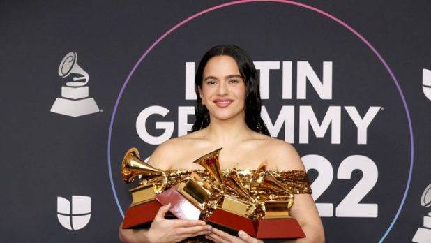 Rosalía gana 4 Grammy Latinos por su álbum “Motomami»
