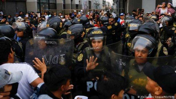 En Perú se planteará que presidentes sean destituidos por corrupción
