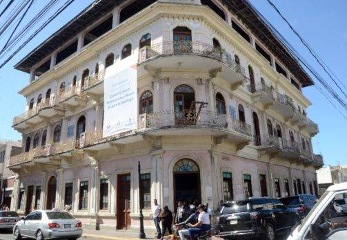Banreservas anuncia rescatará edificio del Hotel Mercedes