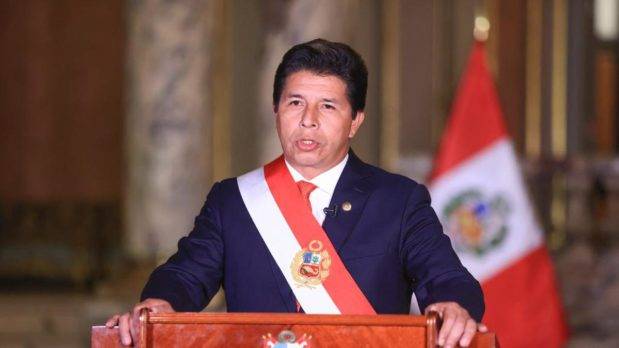 Presidente Perú disuelve Congreso, instala gobierno de emergencia