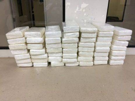 Autoridades colombianas apresan 4 dominicanos y un venezolano con 600 kilos de cocaína