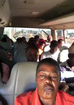 Migración intercepta autobuses con haitianos ilegales en Montecristi y Autopista Samaná
