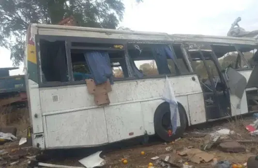 Senegal: Al menos 40 muertos por el choque de dos autobuses