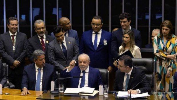 Lula: las lapidarias frases contra Bolsonaro en su discurso de asunción como presidente