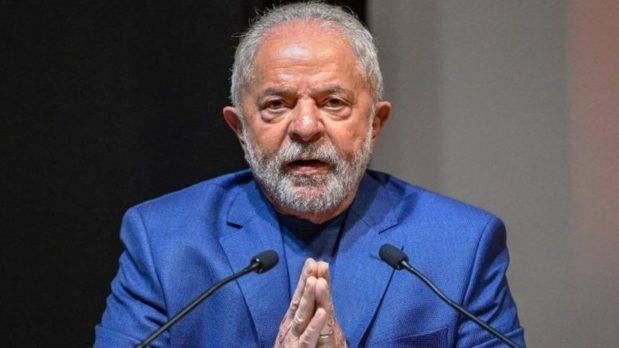 Lula sobrevuela estado de Brasil afectado por  lluvias