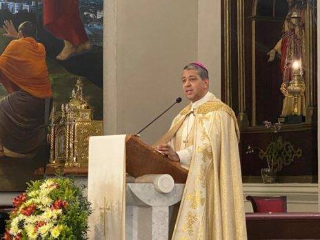 Obispo de Santiago: con tema corrupción «hay gente que no tiene remedio»