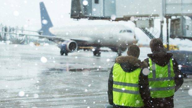Cancelan más 1,700 vuelos en Estados Unidos por tormenta invernal