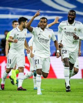 3-1: El Real Madrid remonta ante el Atlético en la prórroga y avanza a las semifinales de la Copa del Rey