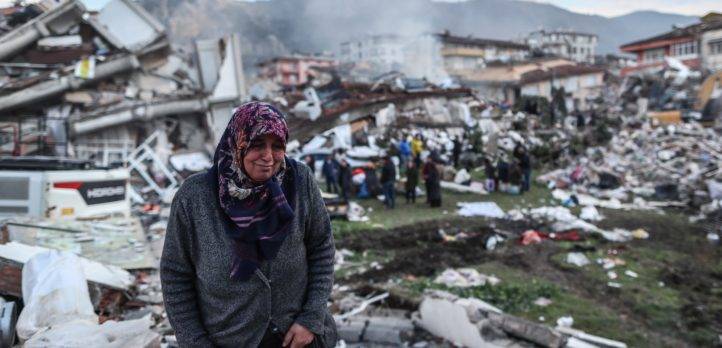 Entra en vigor el estado de emergencia en 10 provincias de Turquía tras seísmo