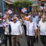 Mauricio Báez realiza tradicional Marcha por la Patria