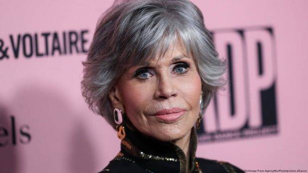 Jane Fonda acompañó a hombre rico al Baile de la Ópera de Viena porque “necesita el dinero»