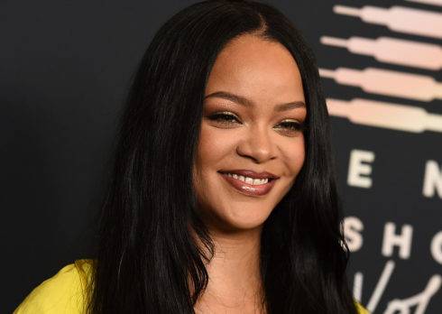 Super Bowl: Rihanna promete espectáculo lleno de música