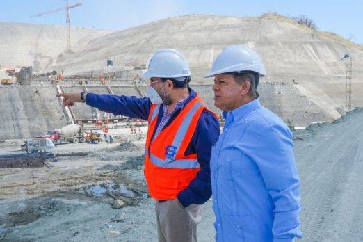 Gobierno supervisa trabajos presa Monte Grande