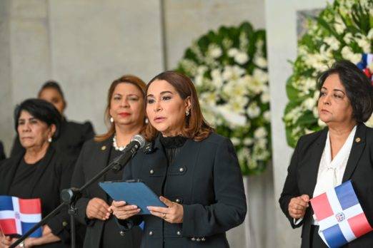 Ministerio de la Mujer honra a mujeres de febrero en el marco del mes patrio