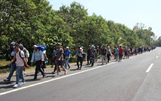 Parte del sur mexicano primera caravana migrante del año con 1.000 personas