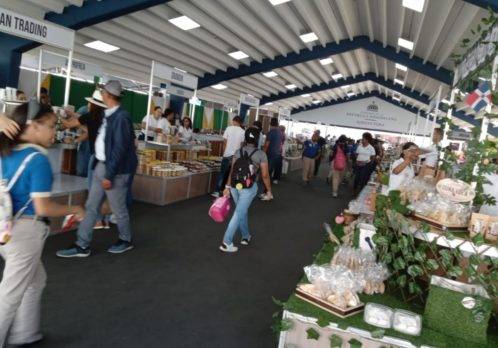 Feria Agropecuaria: Es un lugar de negocio y exhibición agropecuaria