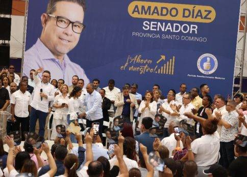 Amado Díaz anuncia aspira a senador por la provincia Santo Domingo