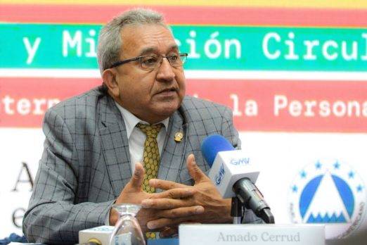 Presidente de Parlacen dice retirarían prerrogativas a investigados por la justicia