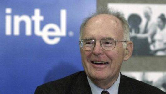 Muere Gordon Moore, el cofundador de Intel