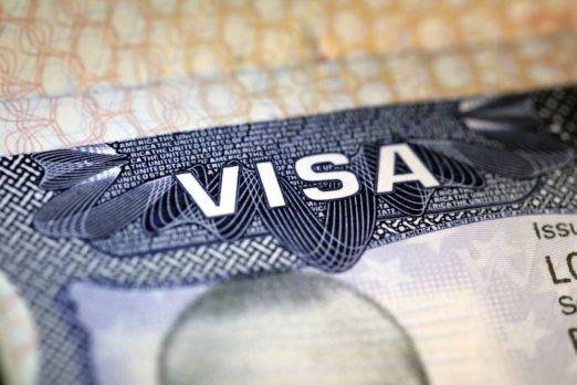 ¿Cuáles son las consecuencias del aumento de precios de las visas? Aquí la respuesta de una experta