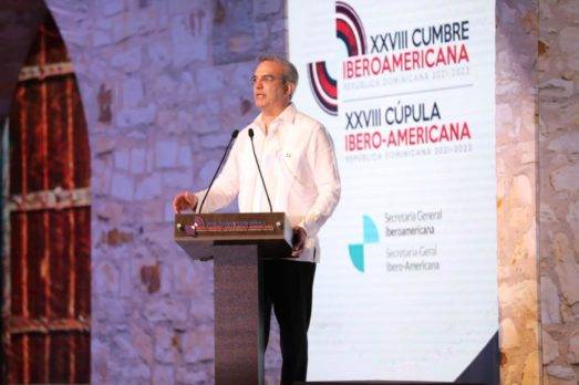 Cumbre Iberoamericana | Abinader aboga por democracias revitalizadas