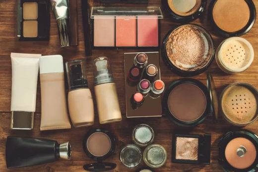 ¿Cómo transformar un makeup de día en uno de noche?