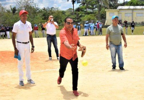 Fundación Niño Mogote inicia 7mo torneo softbol